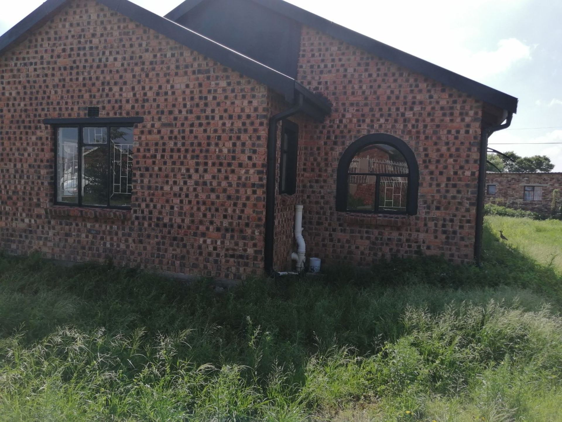 House For Sale In Lourierpark, Bloemfontein, Free State for R 899,000