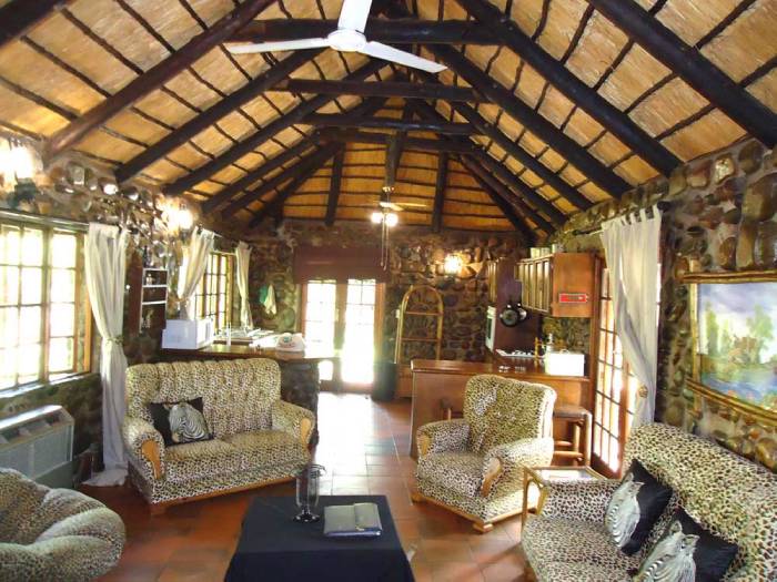 Game Farm Lodge For Sale in Ndlovumzi Nature Reserve, HOEDSPRUIT Picture 9