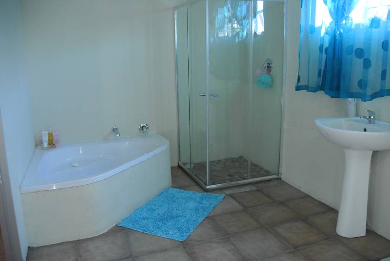 House For Sale in HOMESTEAD, GERMISTON Picture 8