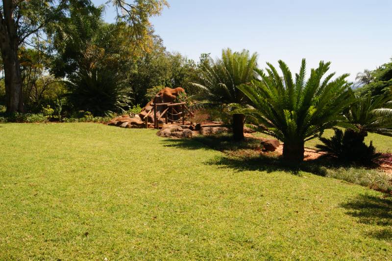 Farm For Sale in DUIWELSKLOOF, DUIWELSKLOOF Picture 6