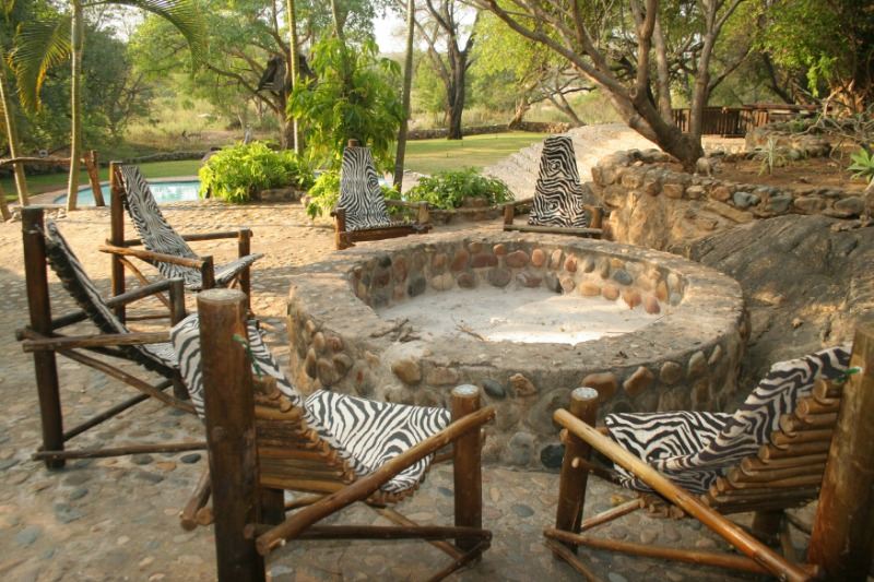 Game Farm Lodge For Sale in Ndlovumzi Nature Reserve, HOEDSPRUIT Picture 2