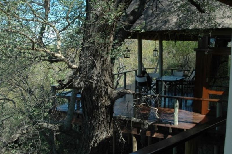Game Farm Lodge For Sale in Olifants Game Reserve, HOEDSPRUIT Picture 1