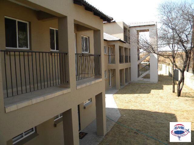 Flat For Sale in POTCHEFSTROOM, POTCHEFSTROOM Picture 5