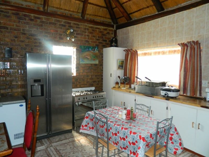 House For Sale in NABOOMSPRUIT, MOOKGOPONG (NABOOMSPRUIT) Picture 4