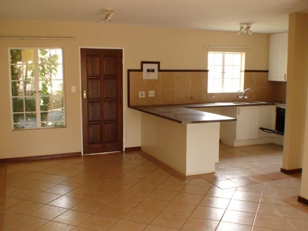 Townhouse For Sale in OLYMPUS, PRETORIA Picture 1