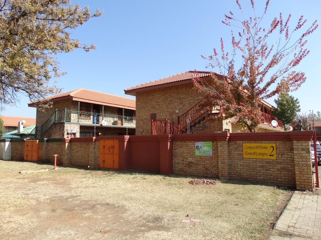 Flat For Sale in DIE BULT, POTCHEFSTROOM Picture 1