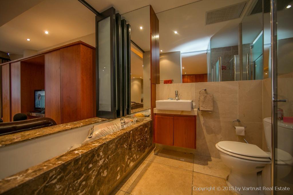 Apartment For Sale in JOHANNESBURG CENTRAL, JOHANNESBURG Picture 7