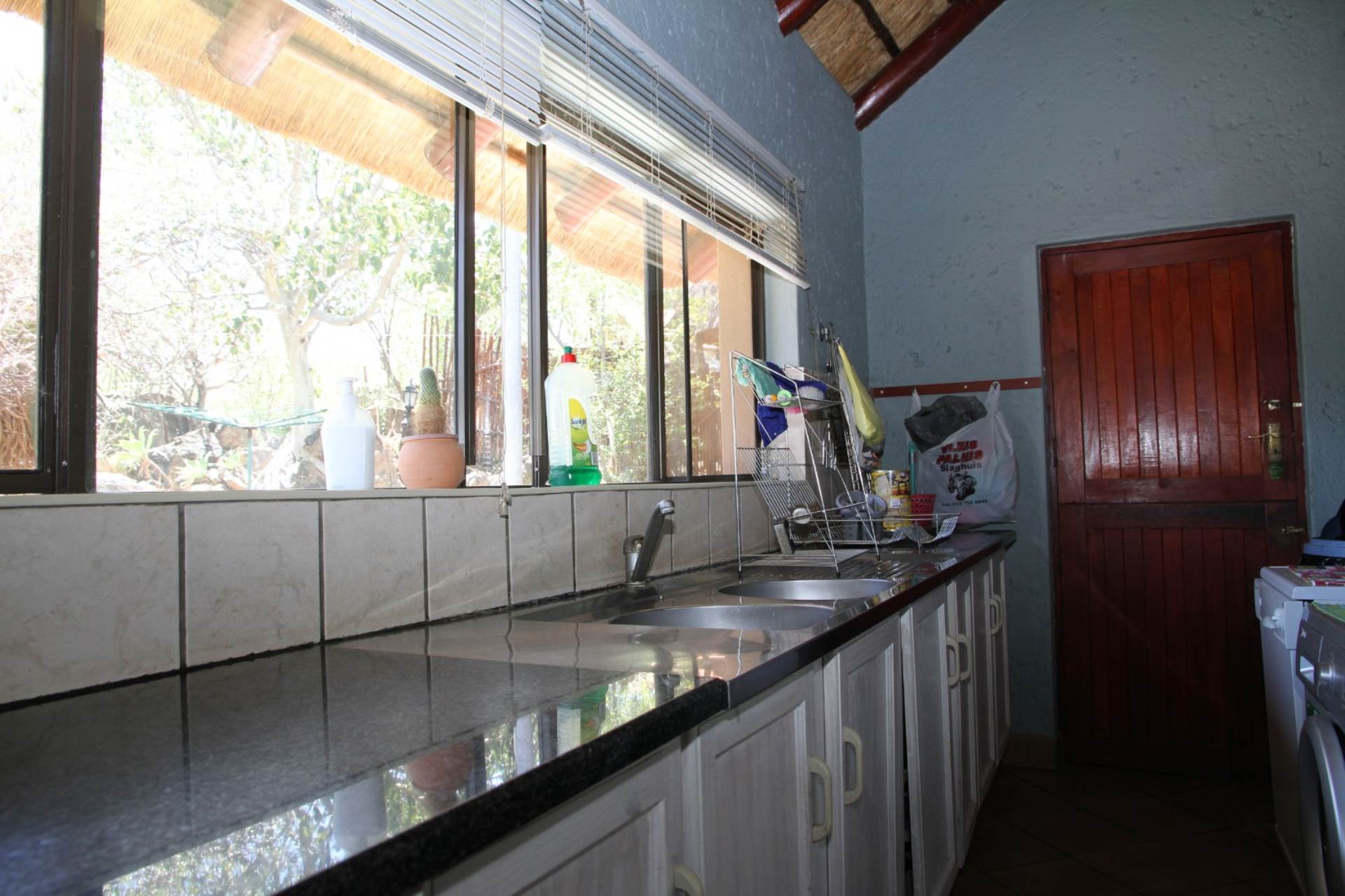 Mica House For Sale in Mica, HOEDSPRUIT was listed for R2,800,000.00