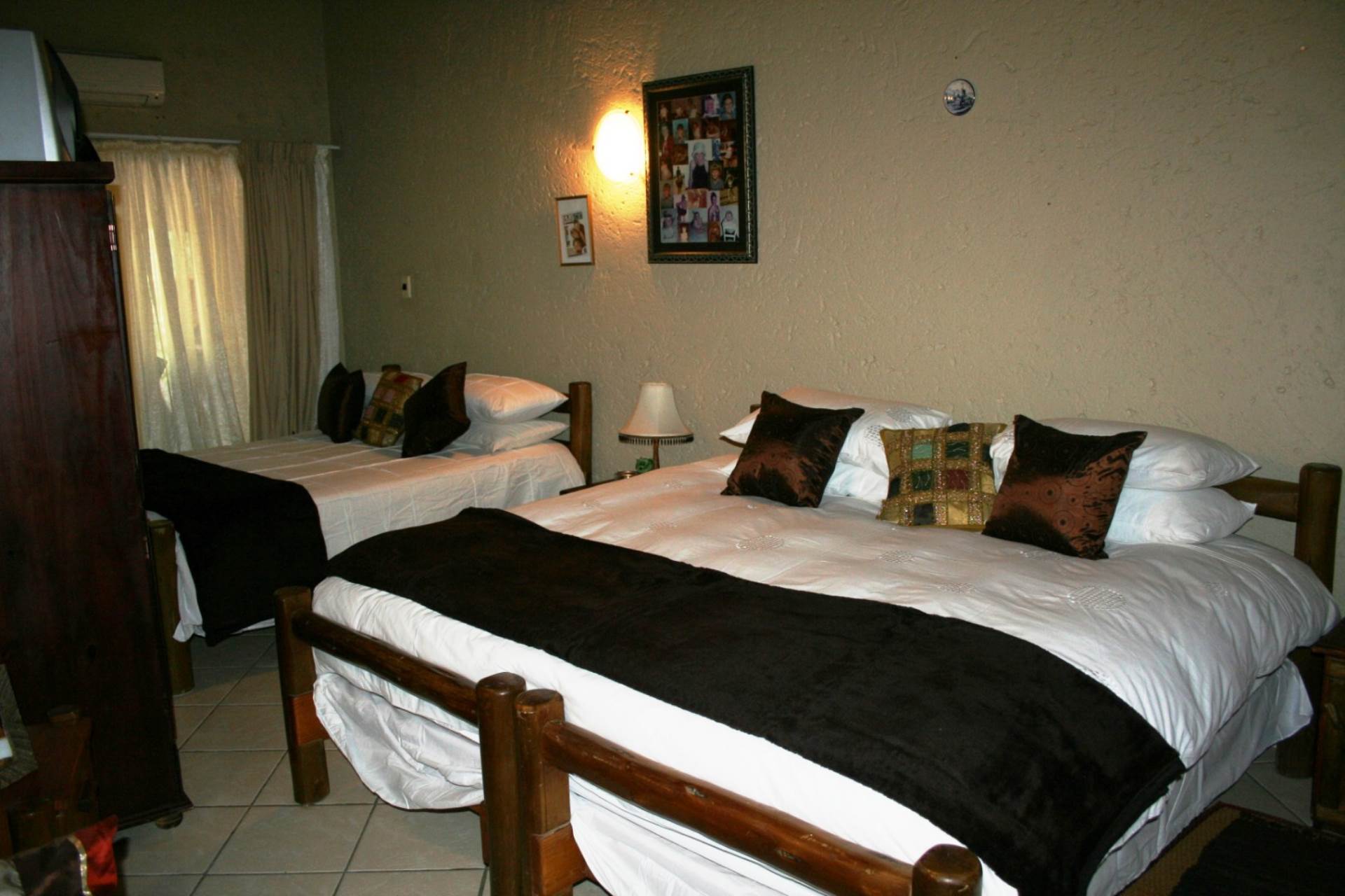 Mica House For Sale in Mica, HOEDSPRUIT was listed for R2,800,000.00