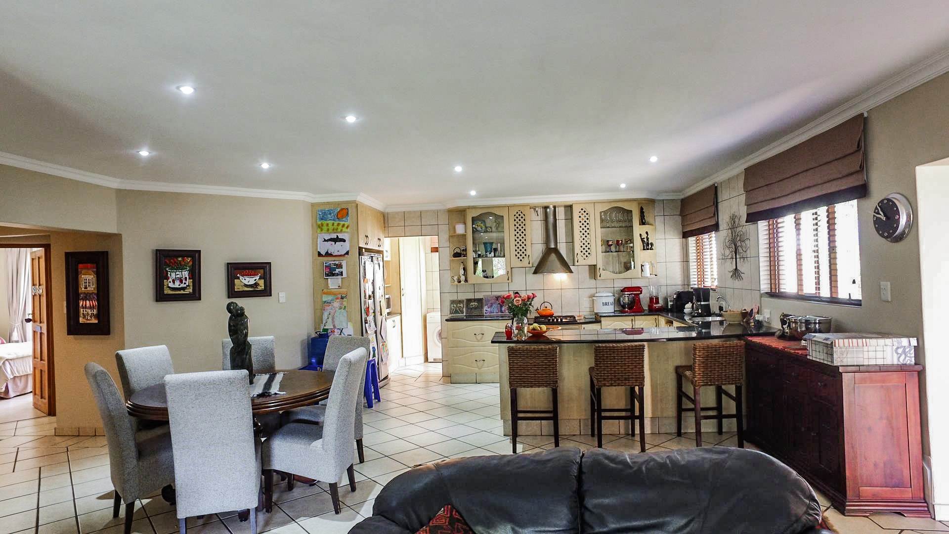 3 Bedroom House in Willow Acres Estate, Pretoria Pending Sale for R