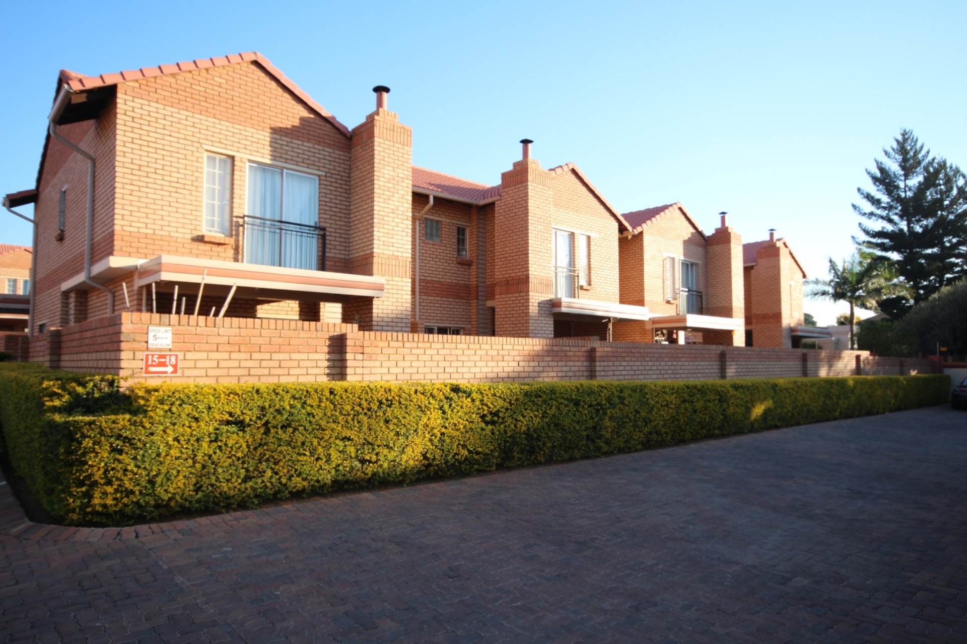 Montana Townhouse Rental Monthly in MONTANA, PRETORIA R10,000.00