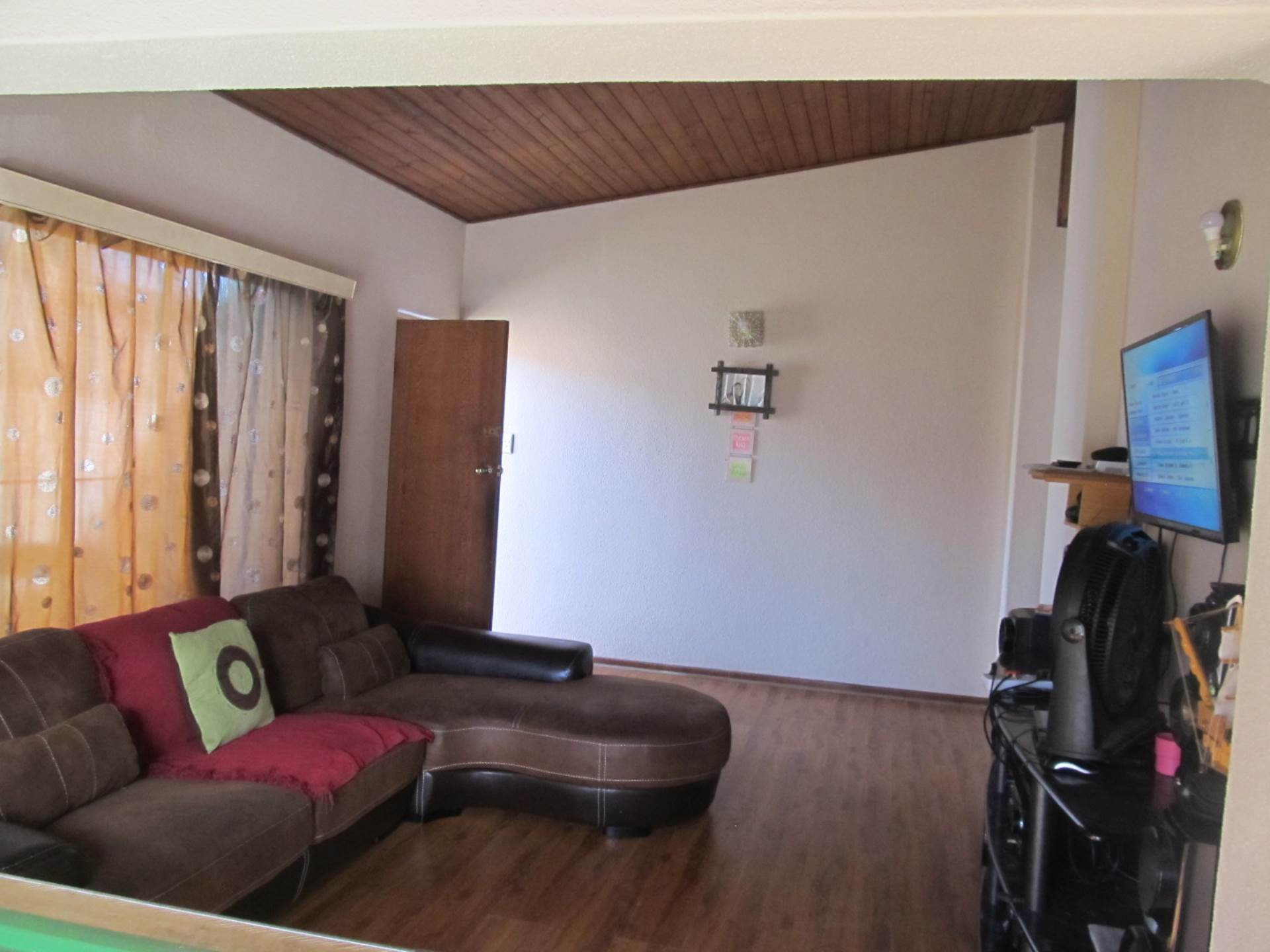 Peerless Park East House For Sale in PEERLESS PARK EAST, KRAAIFONTEIN