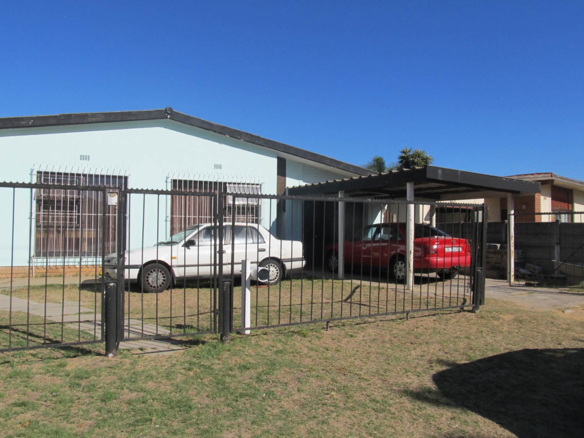 Peerless Park East House For Sale in PEERLESS PARK EAST, KRAAIFONTEIN