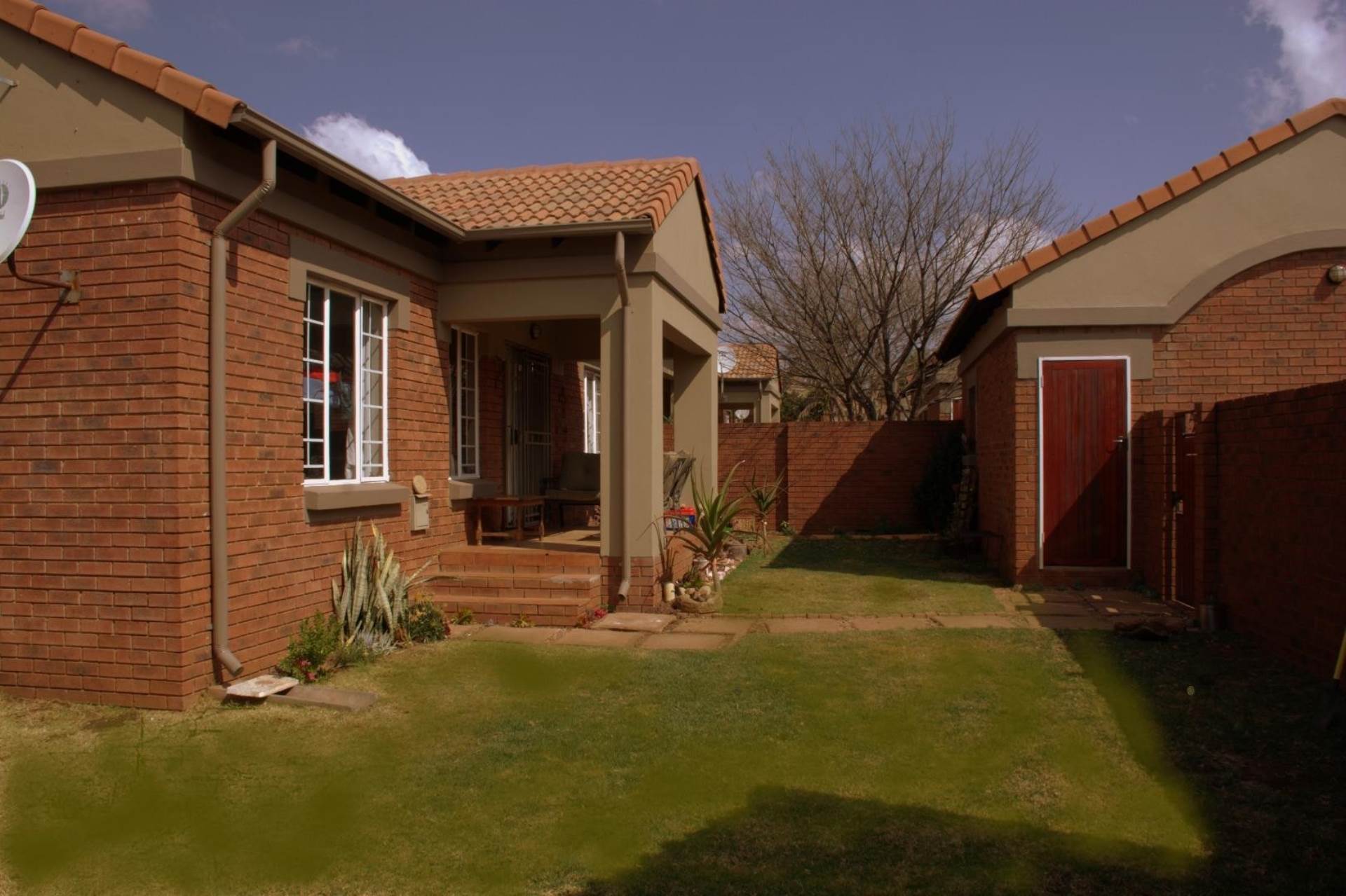 Property and Houses for sale in Eco Park, Townhouse, 3 Bedrooms - ZAR 1,335,000 Property and Houses for sale in Eco Park, Townhouse, 3 Bedrooms - ZAR 1,335,000