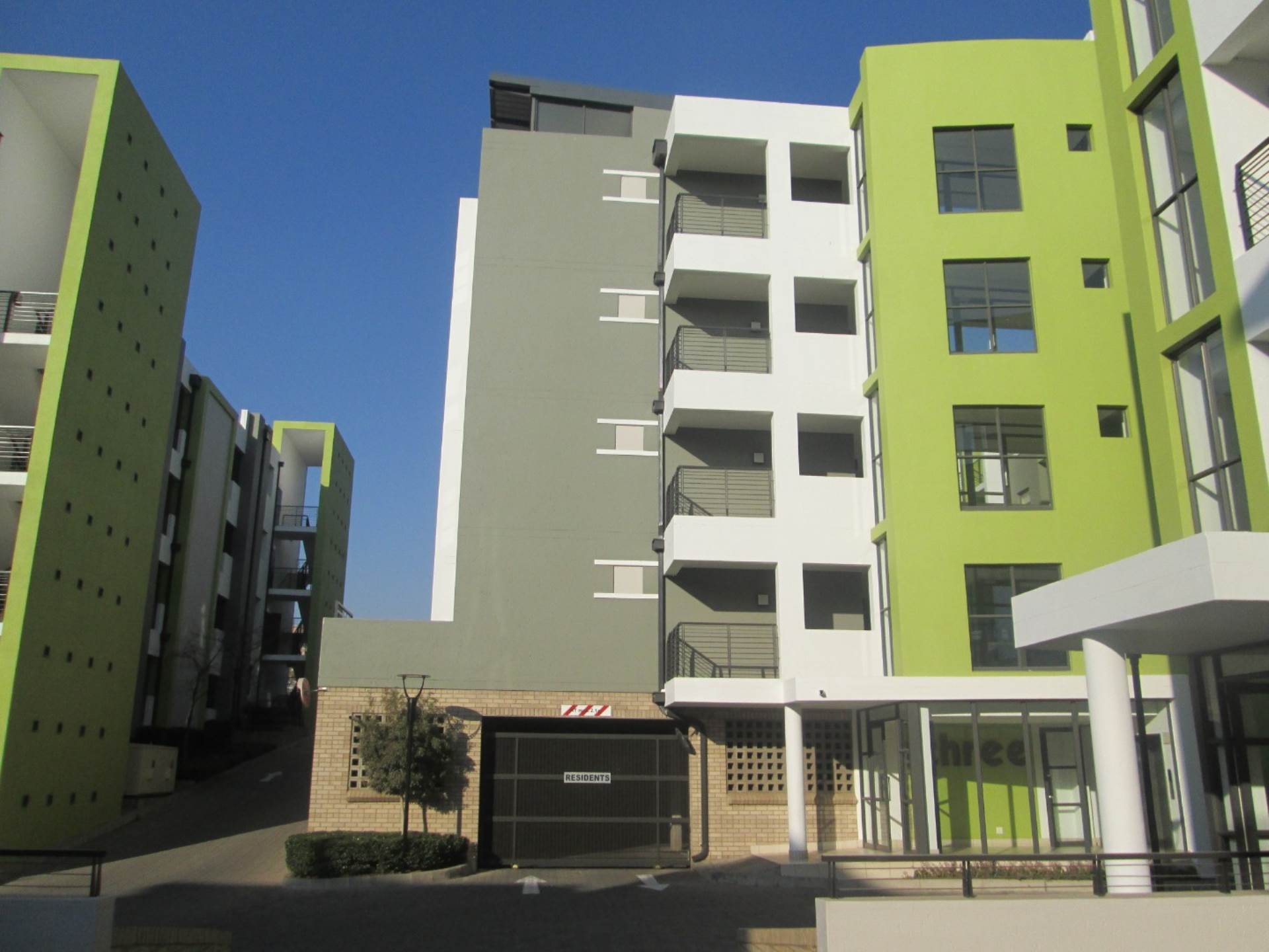 Rivonia Apartment Rental Monthly in RIVONIA, SANDTON R9,000.00