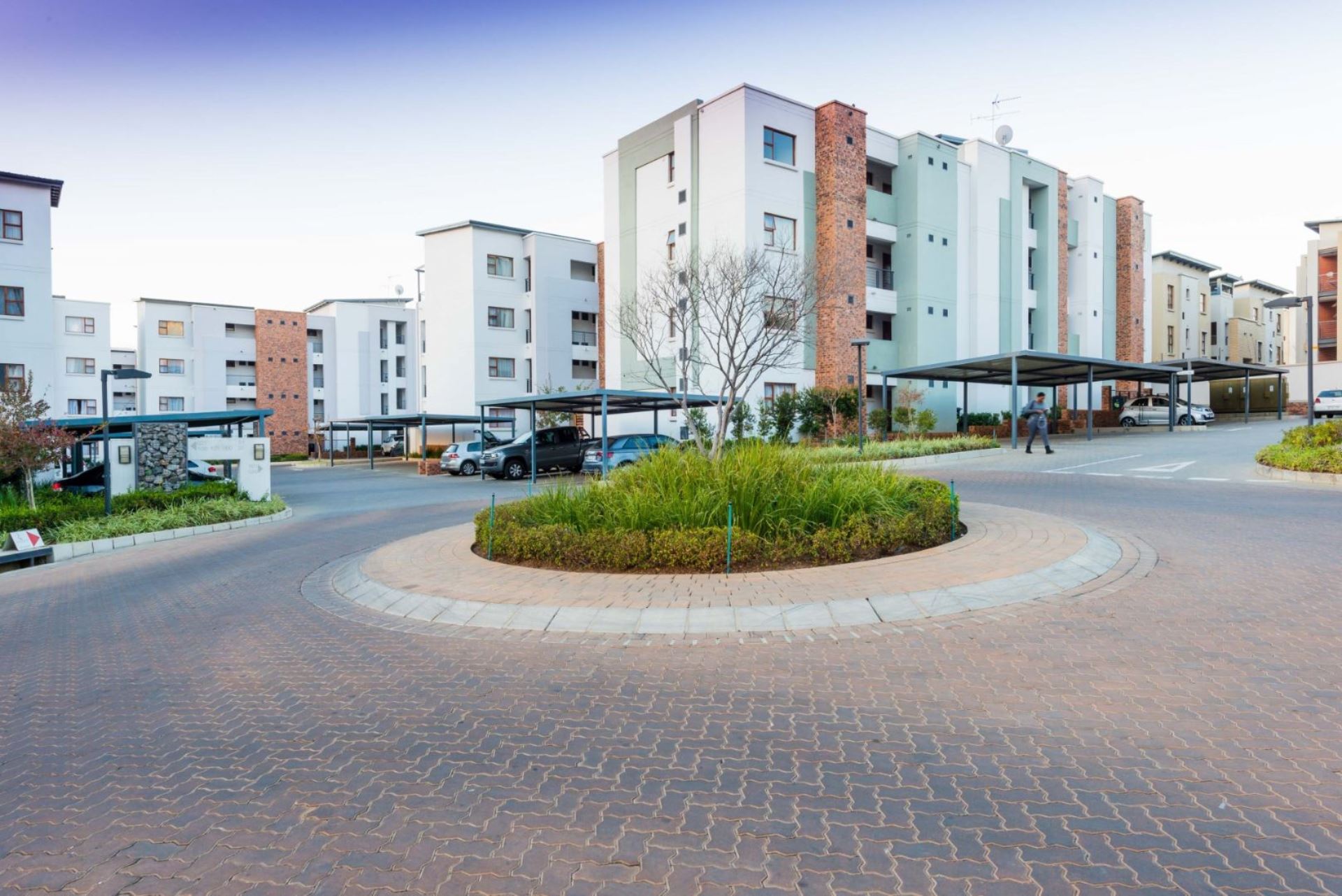 Ferndale Apartment For Sale in FERNDALE, RANDBURG for sale in Gauteng