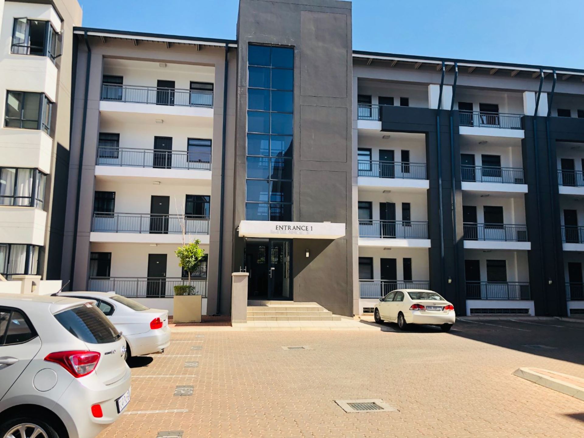 Rivonia Apartment Rental Monthly in RIVONIA, SANDTON R7,950.00