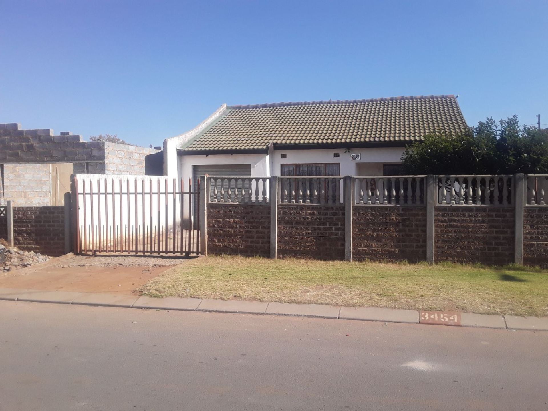Property and houses for sale and rent in Daveyton, Benoni MyProperty
