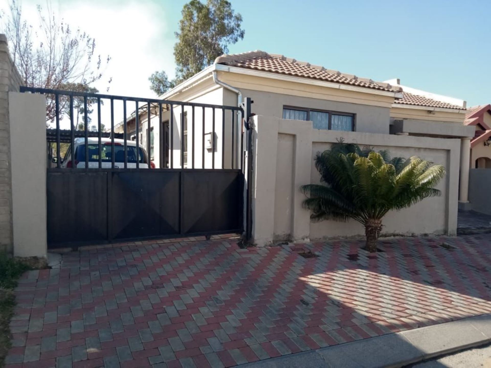 Property and houses for sale and rent in Olievenhoutbosch, Centurion