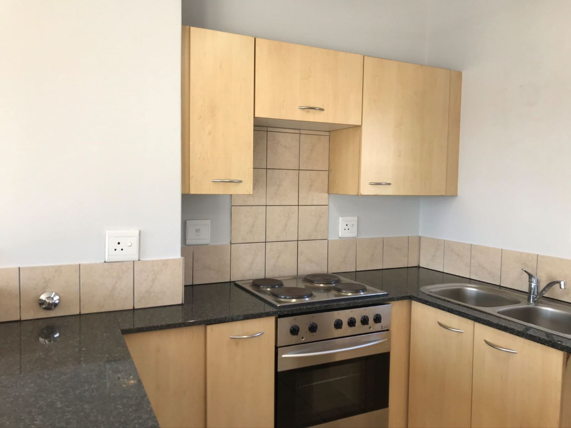 Apartment Rental Monthly in SUNNINGHILL
