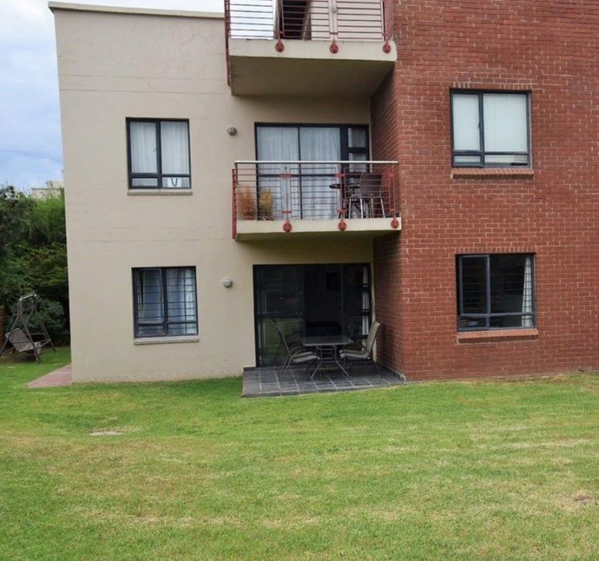 Jackal Creek Golf Estate Property property and houses to rent in