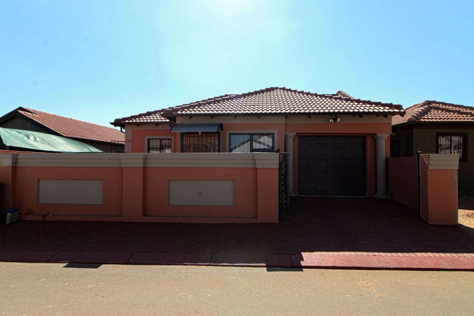 Property and houses for sale and rent in Modderbee, Benoni MyProperty