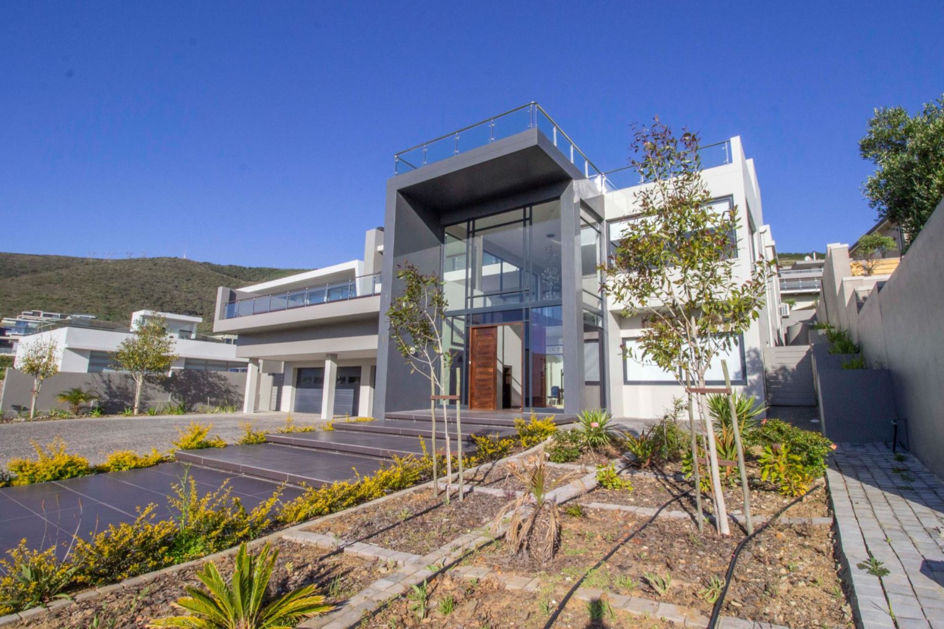 Parow House For Sale in Estate, PAROW for sale in Western