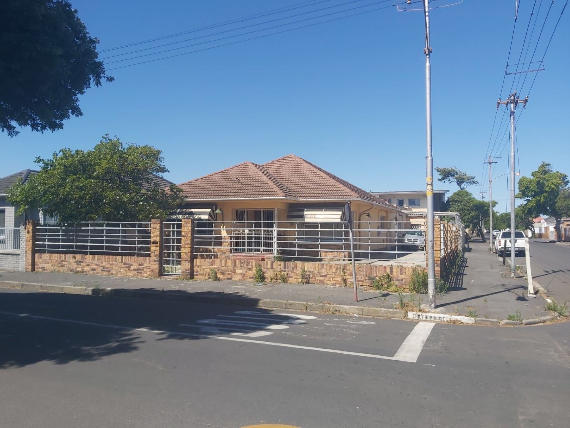 Property and houses for sale and rent in Goodwood Central, Goodwood