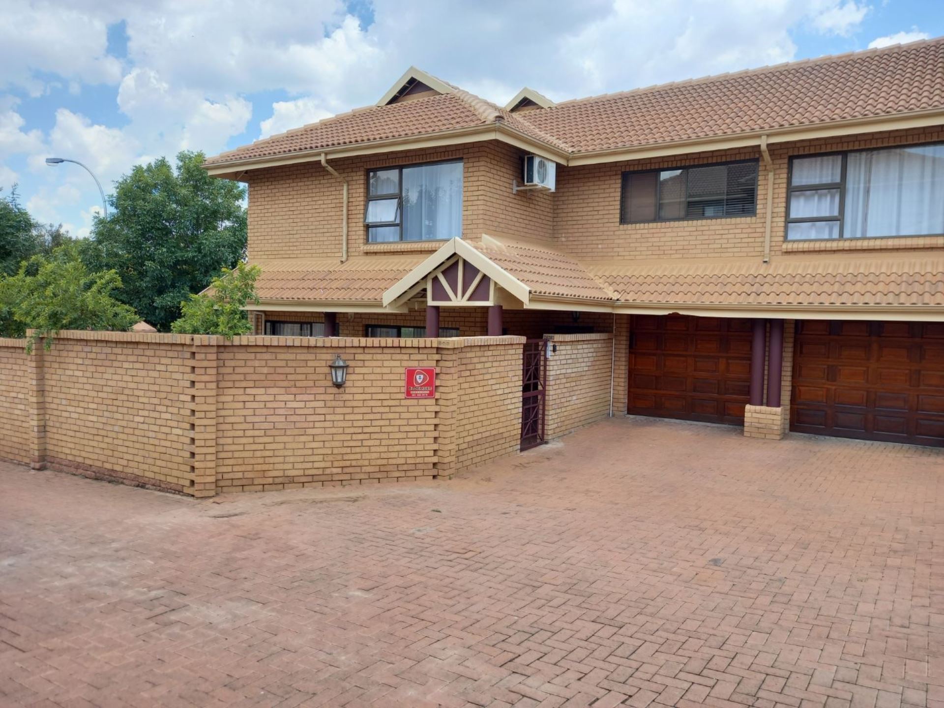 Heuwelsig, Bloemfontein properties and houses for sale 1 to 17 of 17