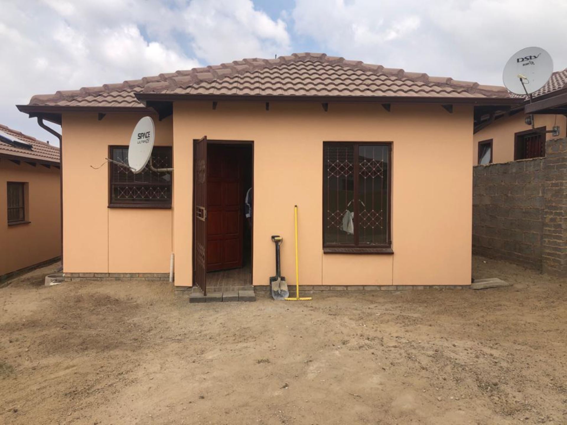 Property and houses for sale and rent in Clayville Ext 45, Midrand