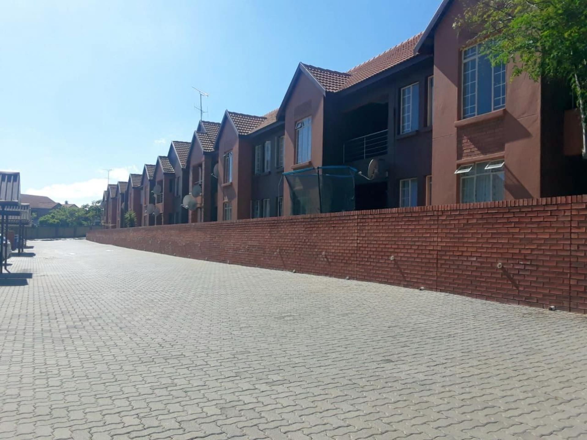 Property and houses for sale and rent in Summerfields Estate, Centurion