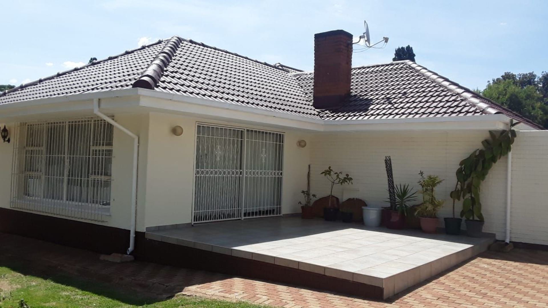 Property and houses for sale and rent in Florida Park, Roodepoort