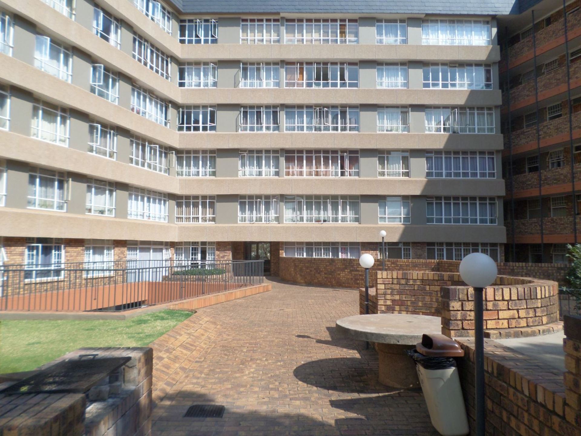 Hatfield Apartment Rental Monthly in HATFIELD, PRETORIA R5,300.00