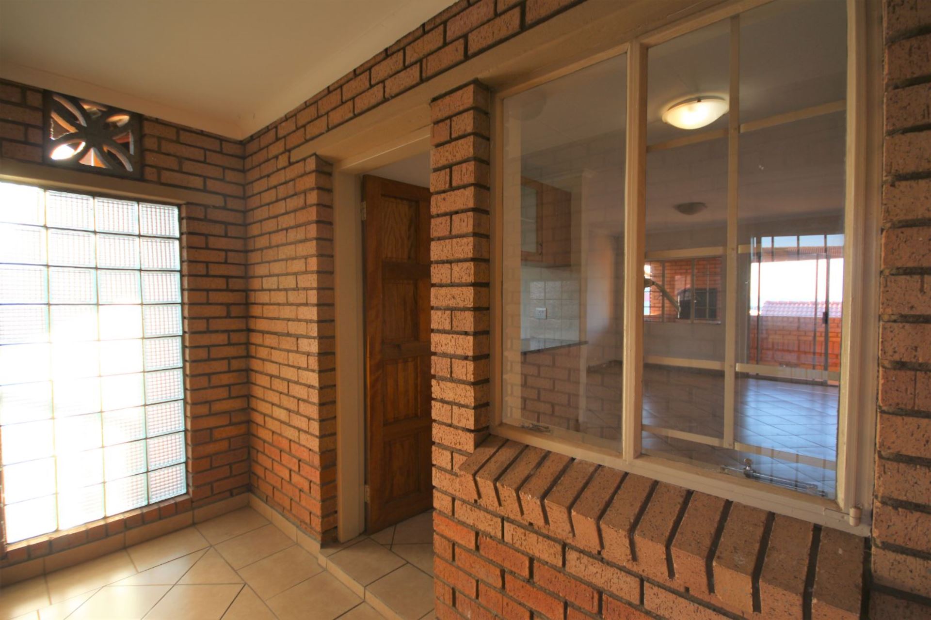 Hazeldean Apartment Rental Monthly in Hazeldean, PRETORIA R8,000.00