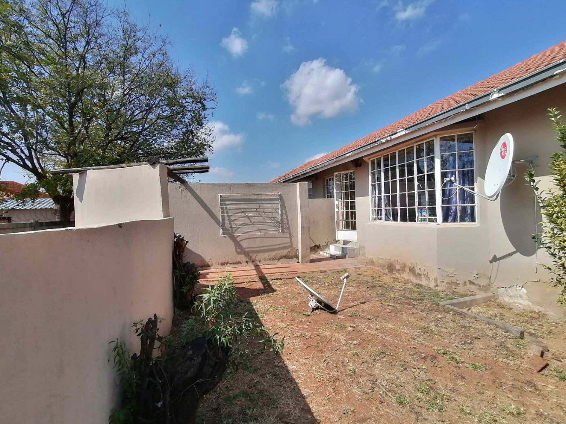 Norkem Park Townhouse For Sale in NORKEM PARK, KEMPTON PARK for sale