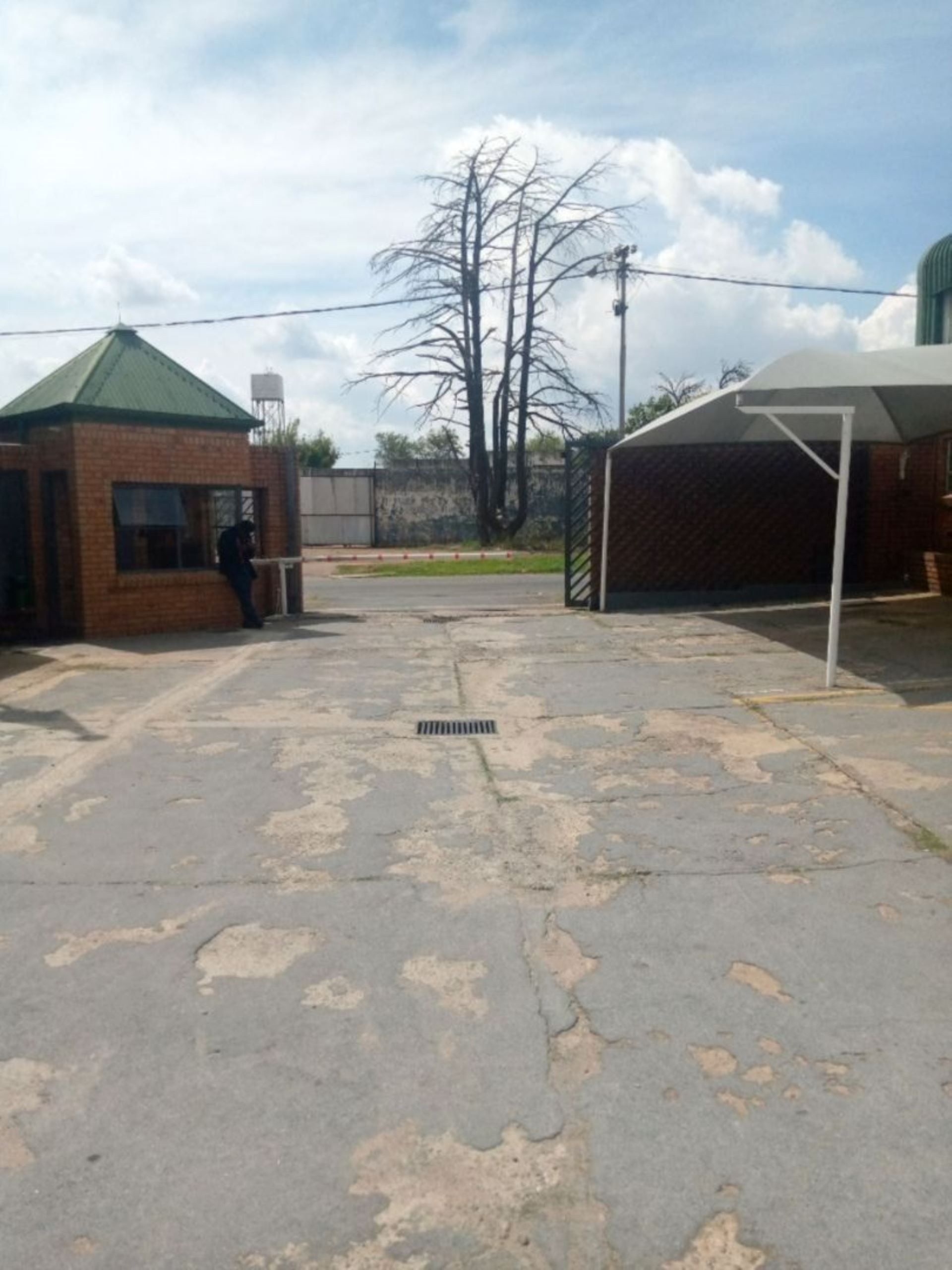 Booysens Industrial Rental Monthly in BOOYSENS, JOHANNESBURG R14,000.