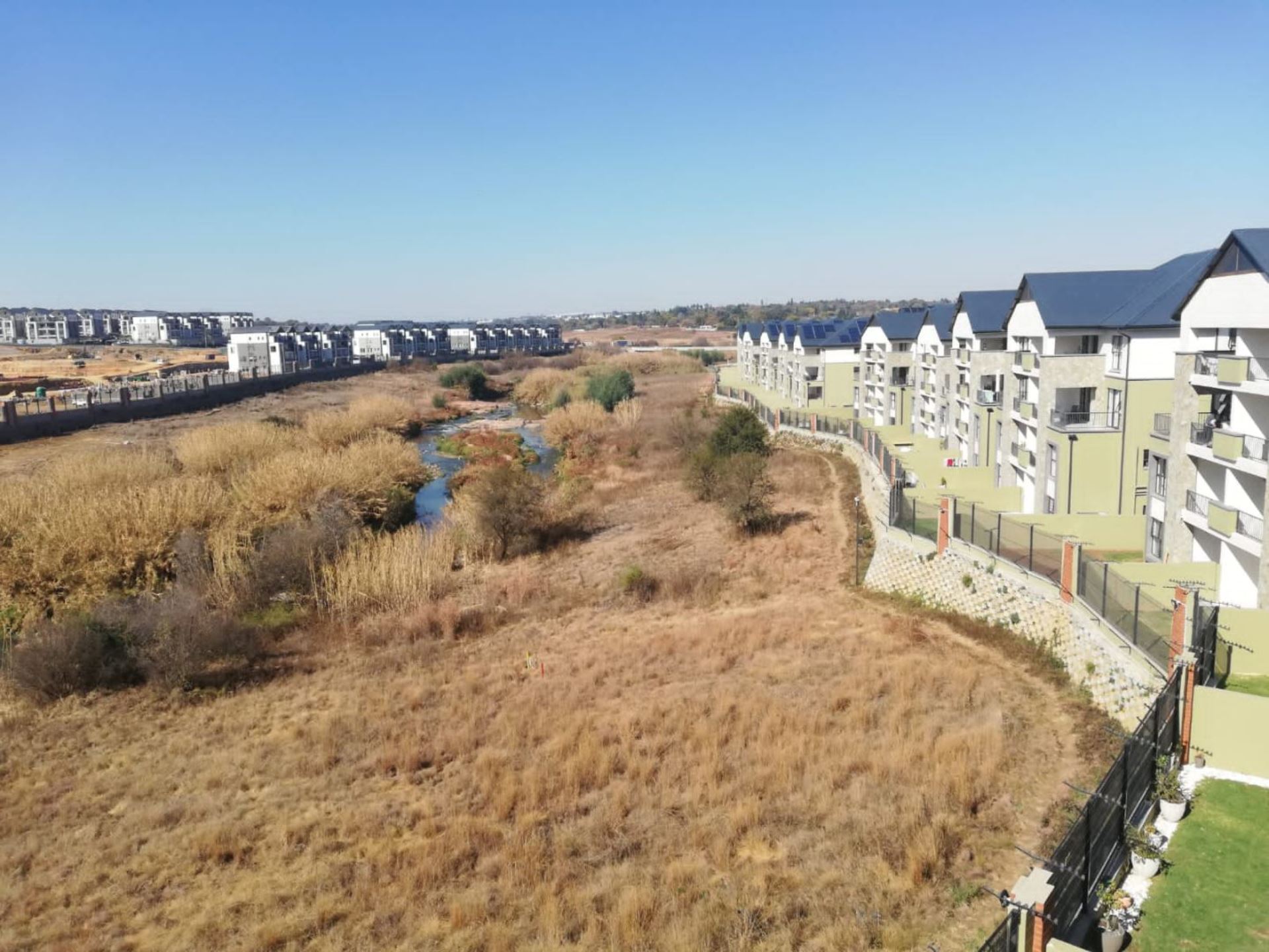 Waterfall Apartment Rental Monthly in Waterfall, MIDRAND R8,500.00 / month for sale in Gauteng