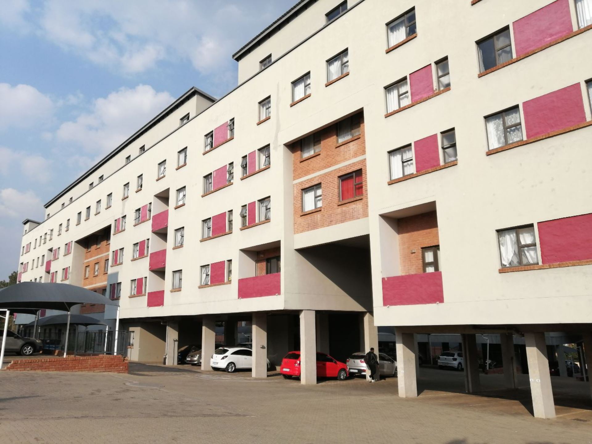 Die Hoewes Apartment Rental Monthly in DIE HOEWES, CENTURION R5,150.