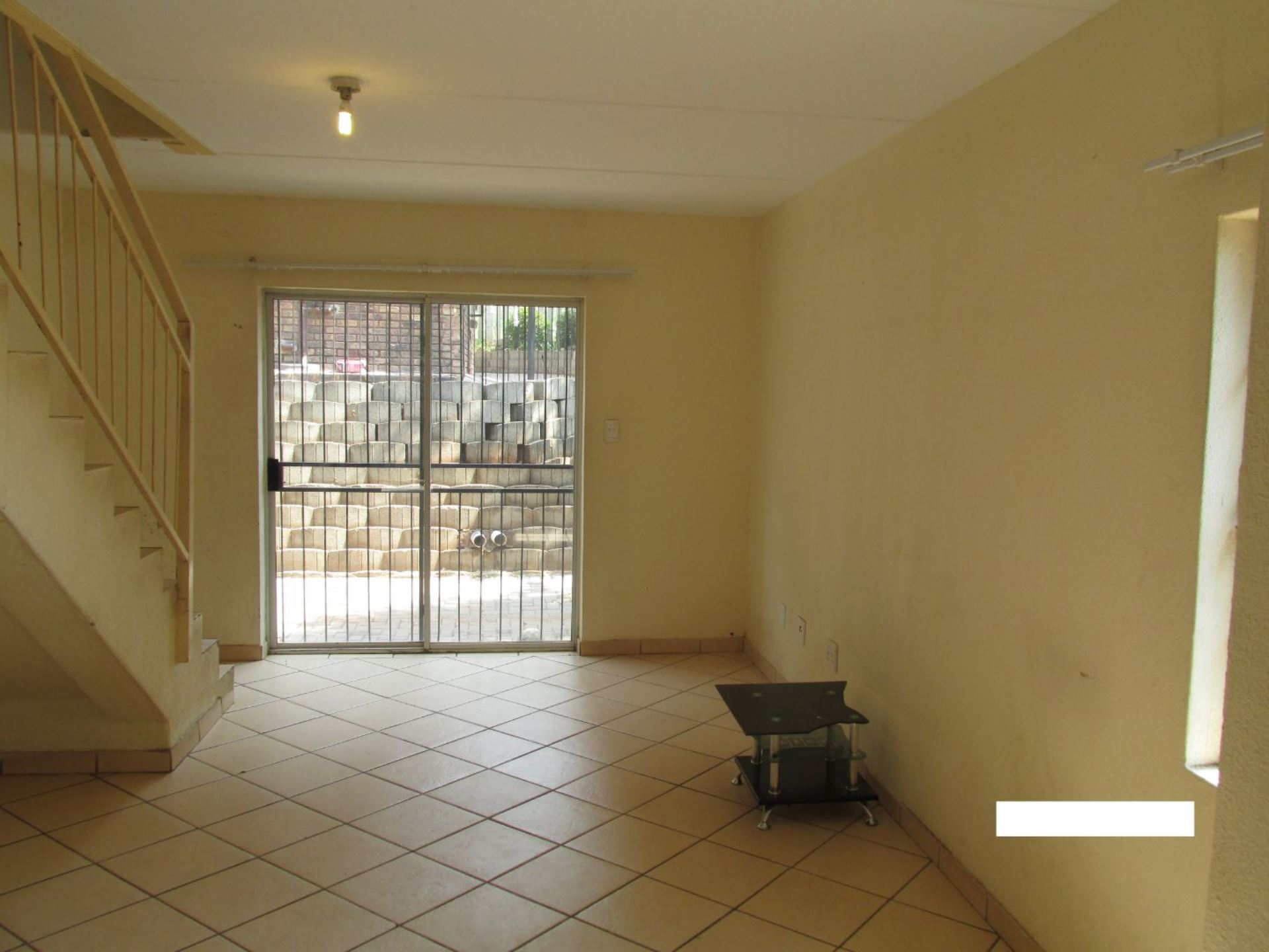 Philip Nel Park Flat Rental Monthly in PHILIP NEL PARK, PRETORIA R4