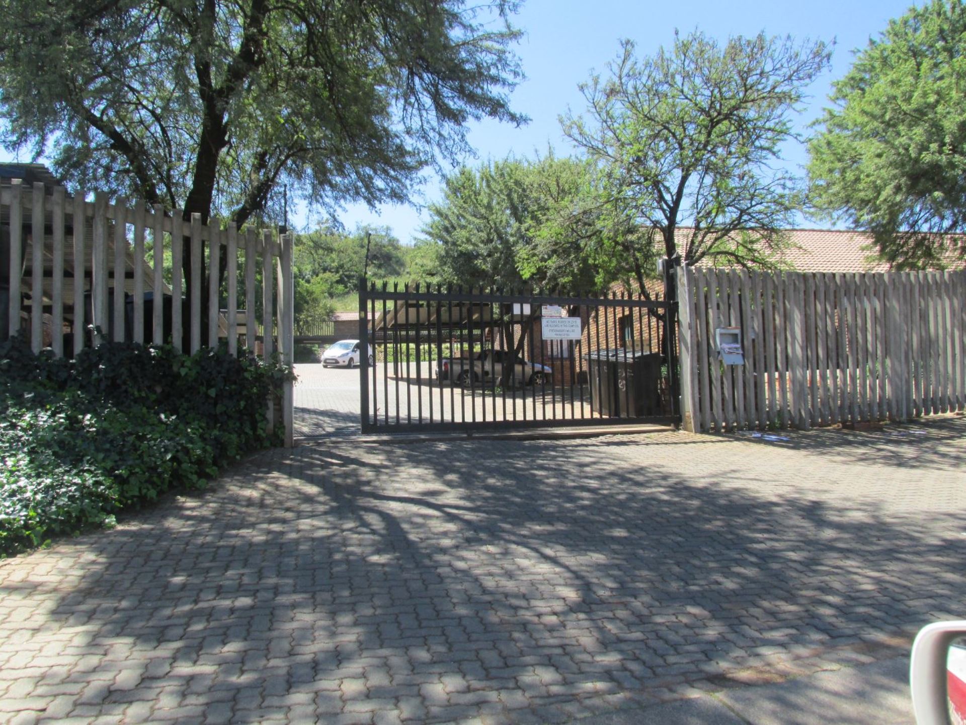 Philip Nel Park Flat Rental Monthly in PHILIP NEL PARK, PRETORIA R4