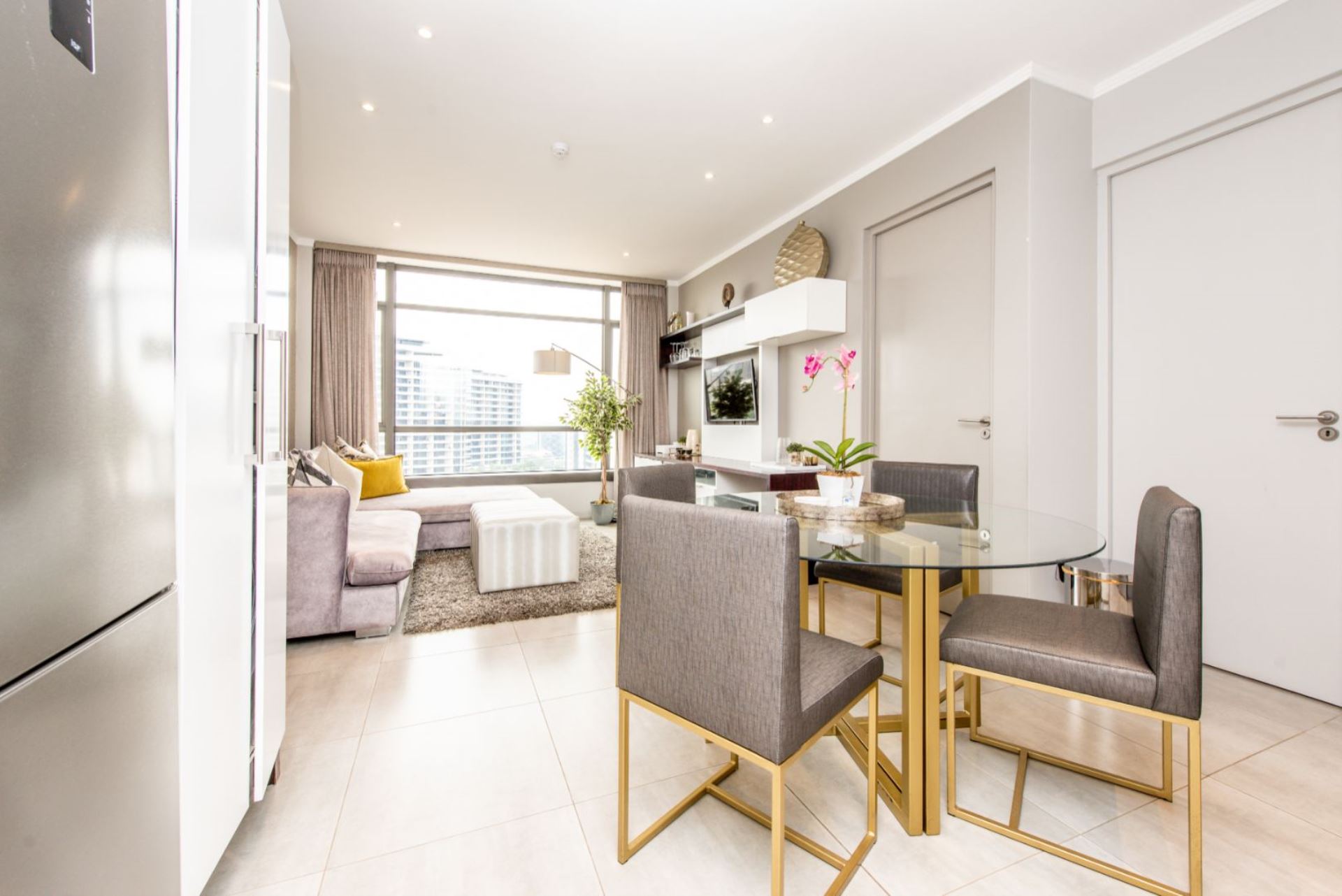 Apartment For Sale in MORNINGSIDE