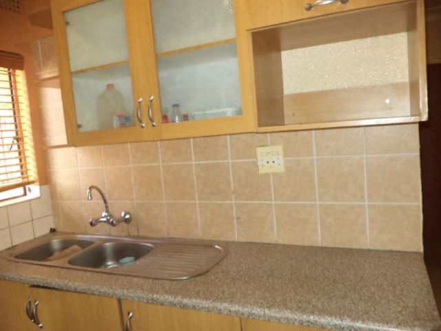 House For Sale in EMDO PARK, POLOKWANE(PIETERSBURG) Picture 1