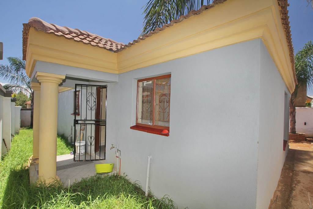 House For Sale in COSMO CITY, RANDBURG Picture 5