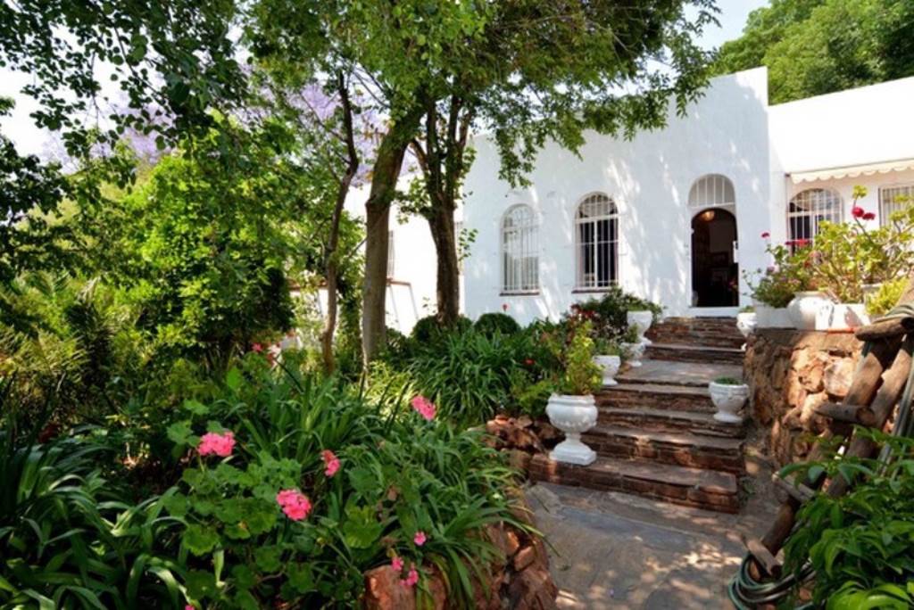 House For Sale in MELVILLE, JOHANNESBURG Picture 17