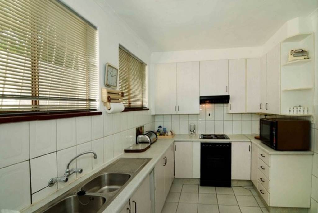 House For Sale in MELVILLE, JOHANNESBURG Picture 14