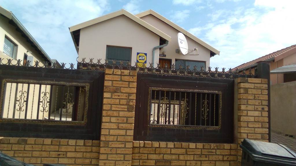 Fleurhof, Property for sale 6 Fleurhof, Roodepoort properties