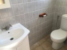 Batchelor flat bathroom
